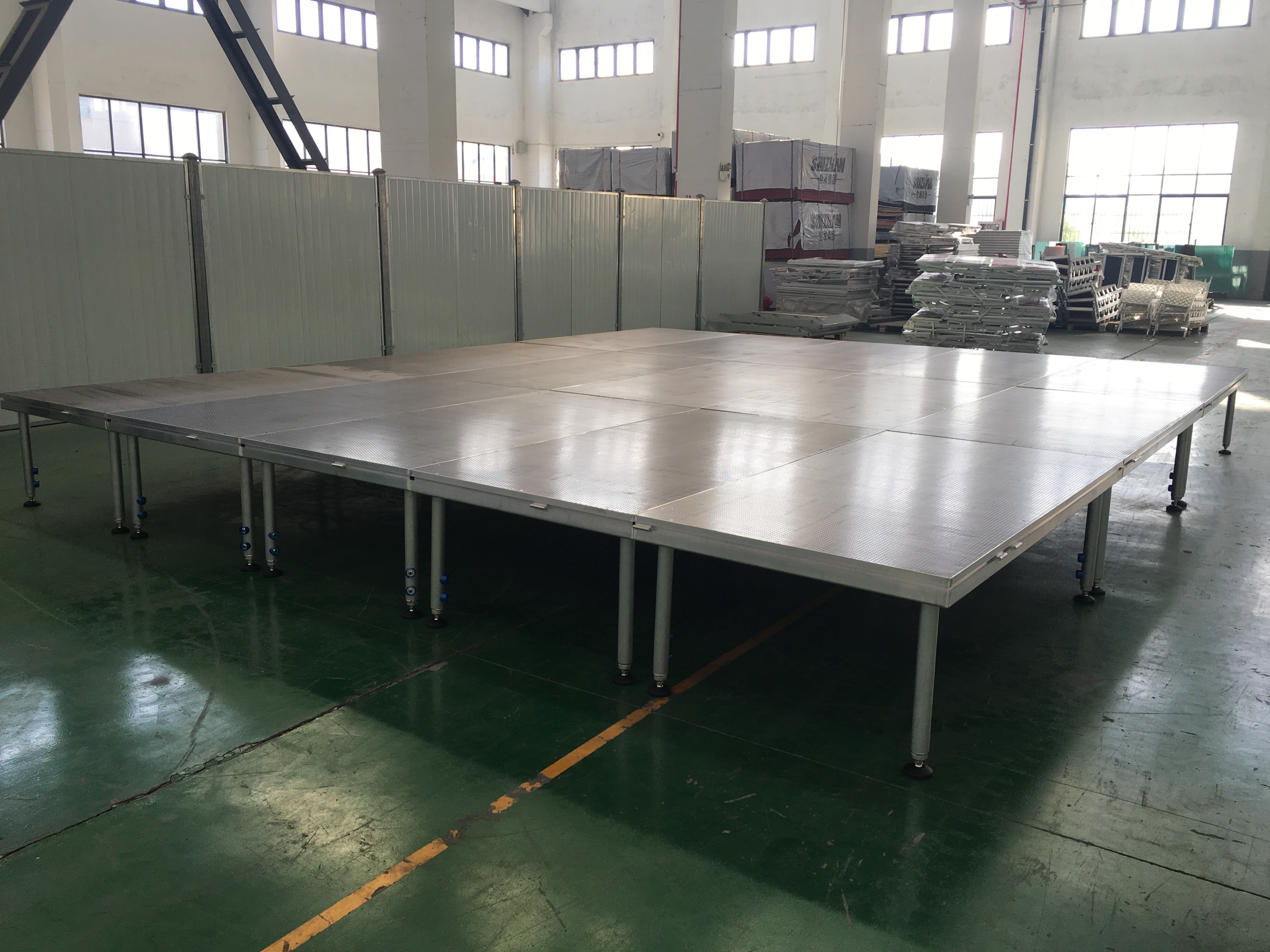 Anti Rust Aluminum Mobile Scissor Stage Platform For Concert Event