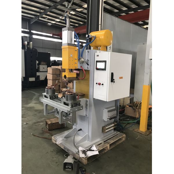 200 KVA DC Resistance Spot Welder Copper Wire Welding Machine 380V