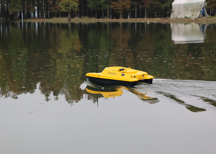 Autopilot sonar fish finder style radio control Charger Voltage