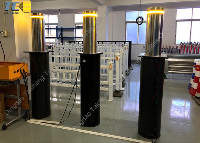 Automatic Steel Bollard With 3.5s Opening Speed IP68 Protection -40-70℃ Thermal Protection