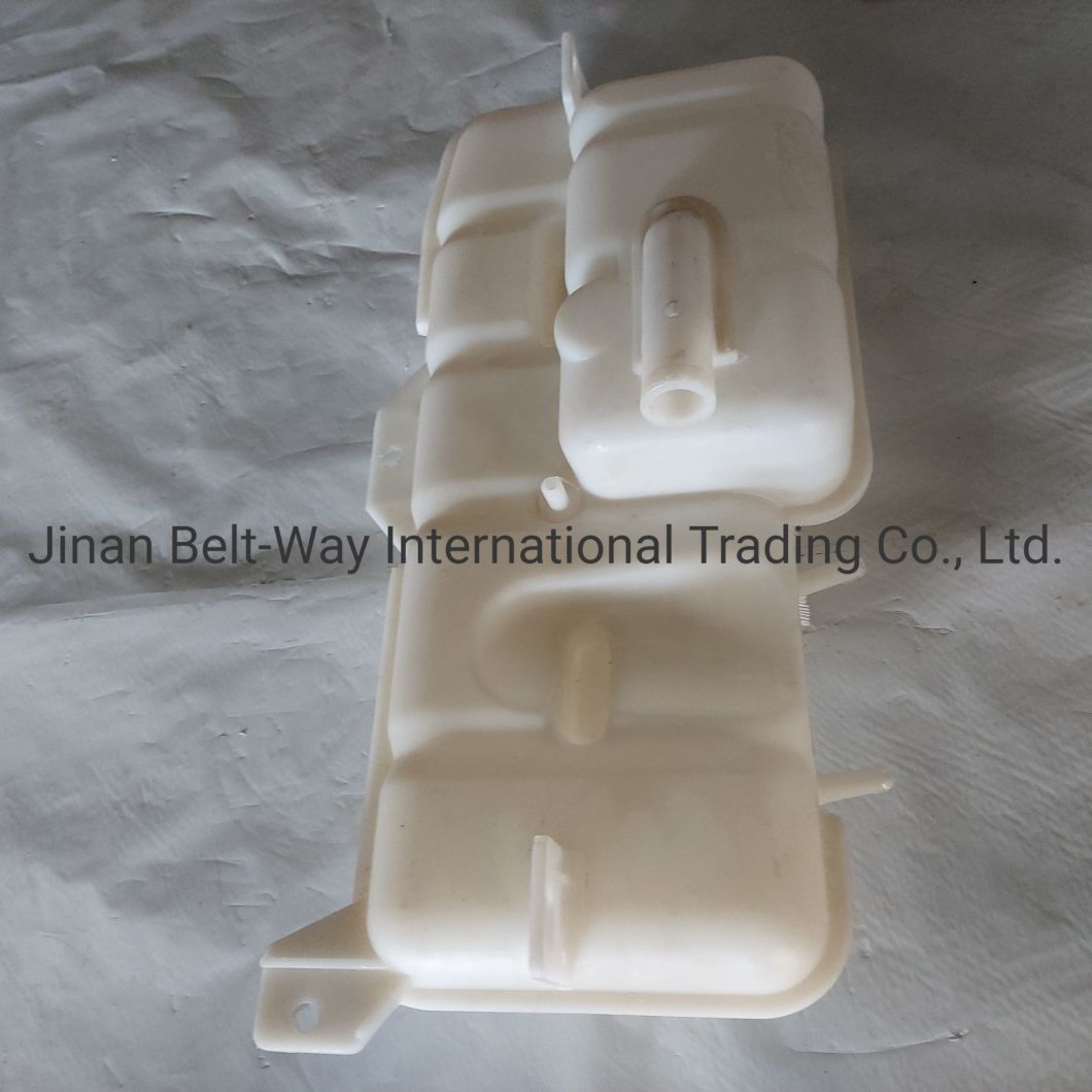 Sinotruk HOWO Truck Parts Truck Spare Parts 07 Expansion Tank Vg9719530260/07