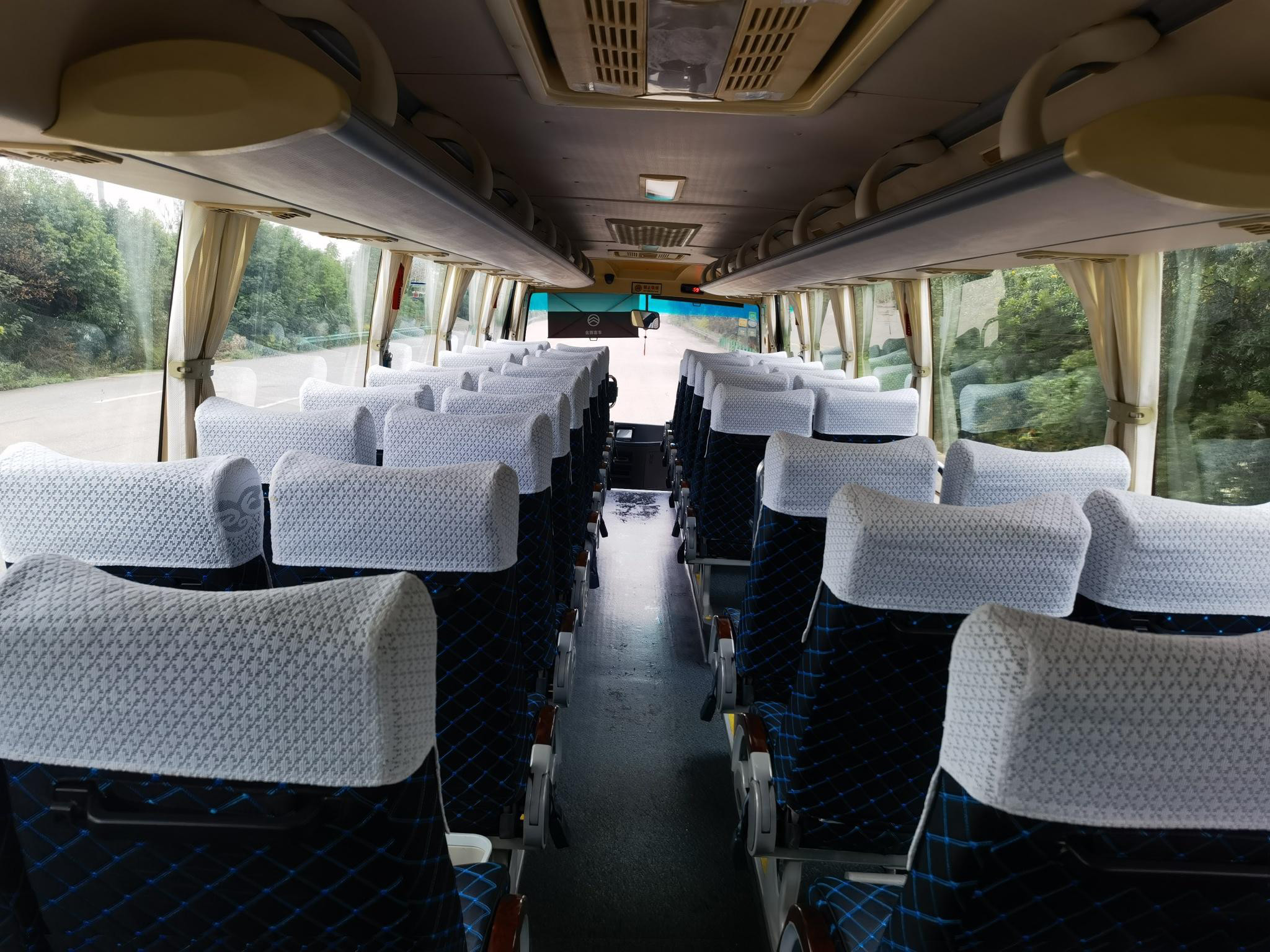 Second Hand Bus Used Kinglong Bus 49 Seats Lhd Rhd Luxury Coach City Bus For Sale