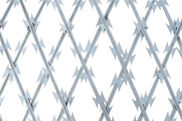Welded Razor Barbed Wire Fence With 25-35mm Barbs And 75X150mm Mesh