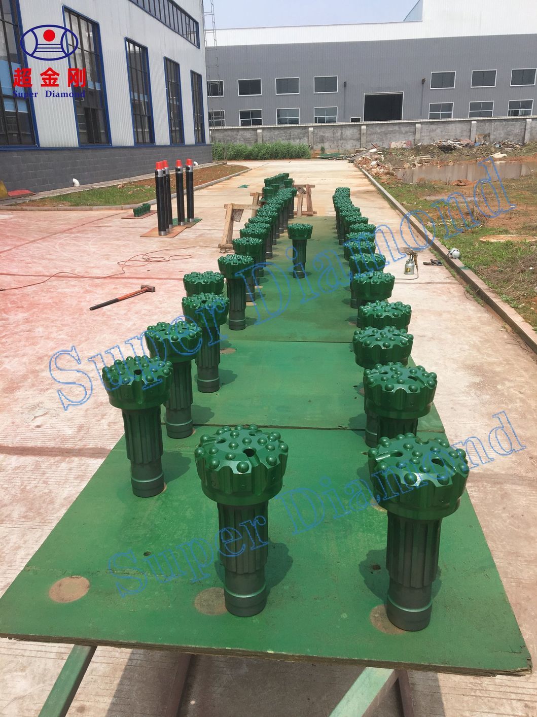 China Factory High Quality DTH Drill Bit Ql50 for Down The Hole Hammer