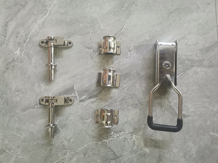 304 Stainless Steel Truck Body Parts Full Set of 22mm Pipe Polished Truck Container Door Locks for Customized Locking Rod Length