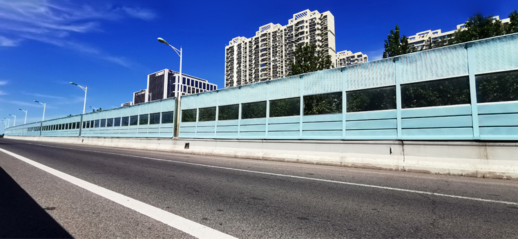 Road Noise Barrier with Aluminum Panel Sound Insulation Screen and Isolation Barrier
