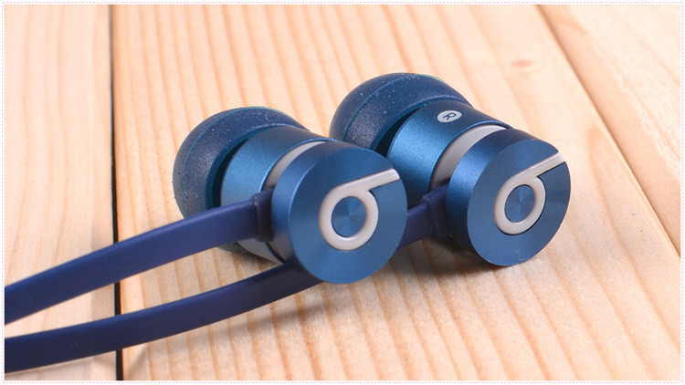 Beats by Dre urBeats In-Ear Headphones (blue) Brand New, Sealed Box made in china grgheadests.com