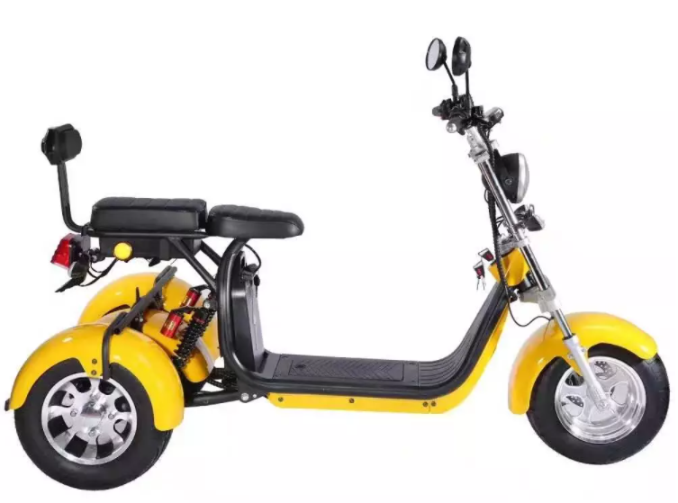 Red Green Three Wheel Electric Mobility Scooter For Adults Street Legal 60-80km 2000W