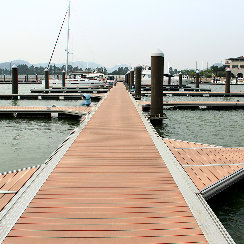 Aluminum Alloy Floating Pontoon Versatile Yacht Floating Dock For Different Marina Yacht Dock Projects