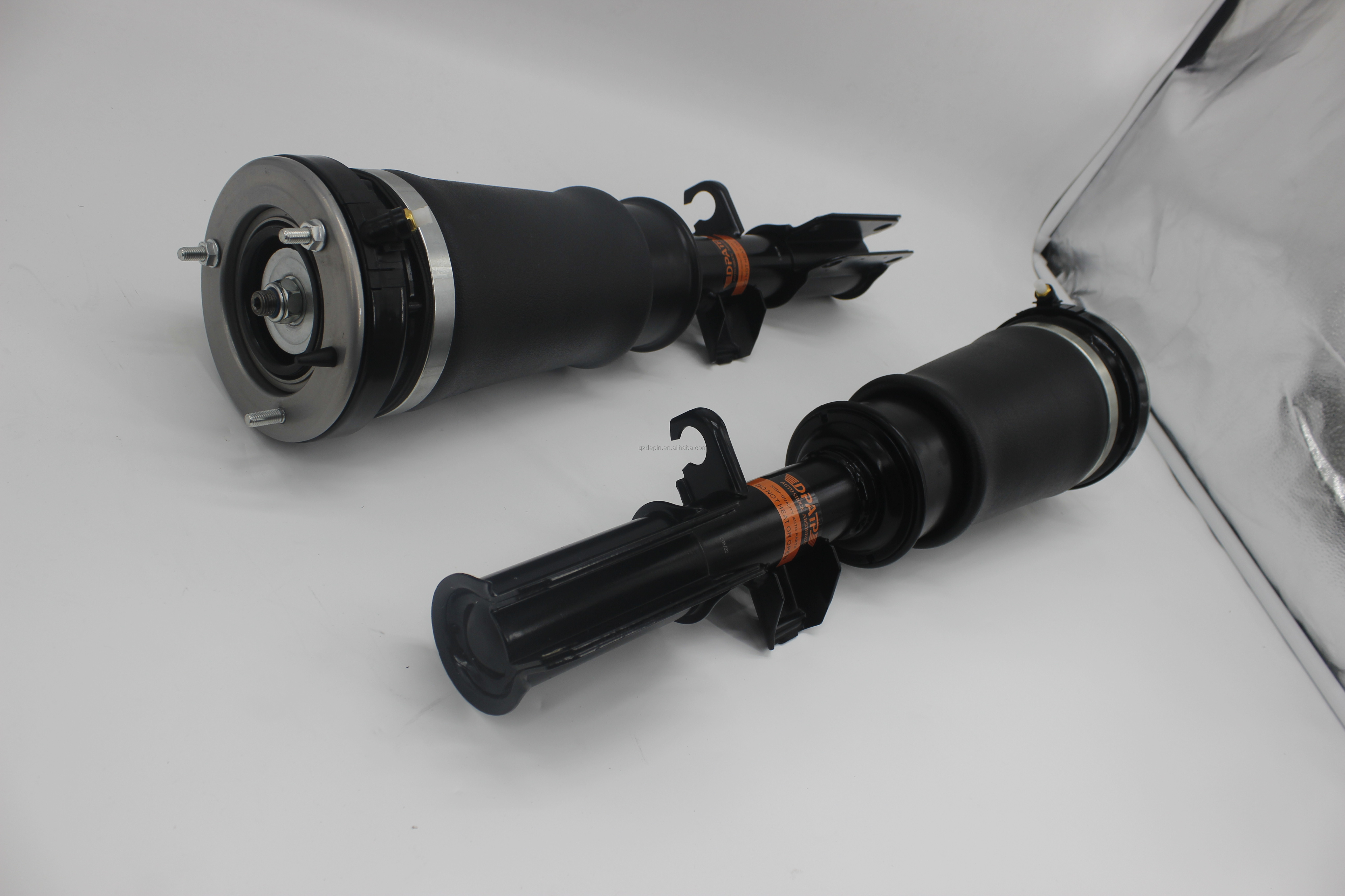 OE NO. RNB000740 Auto Parts Air Suspension Front Left Strut for Range Rover Executive