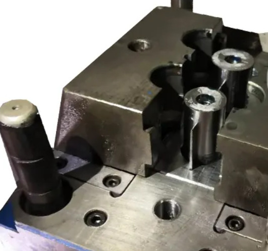 LKM Custom Molded Plastic H13 Monitoring Camera Mould Electronics