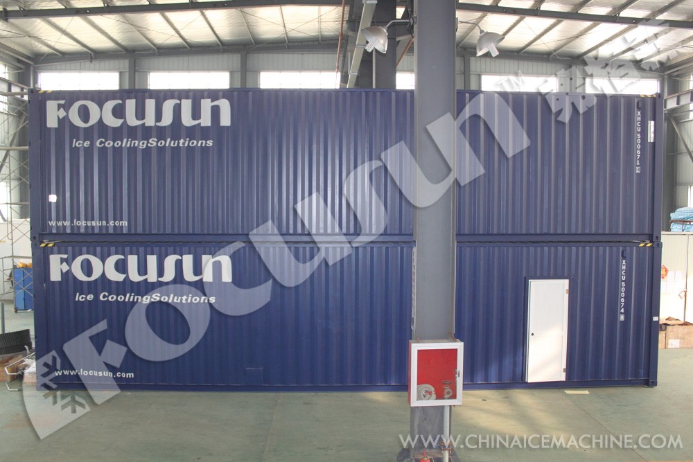 Large Capacity Ice Storage Room With 10 TONS Cooling Capacity And Refrigeration System