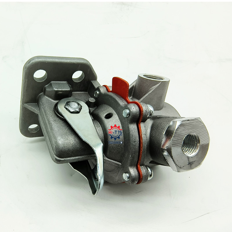 JCB FUEL PUMP 17/913600 17-913600 17 913600 fits for Engine Spare Parts