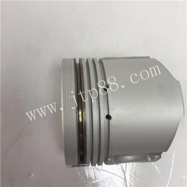 TD27 Nissan Diesel Engine Piston , Engine Parts Piston OEM 12011-96964