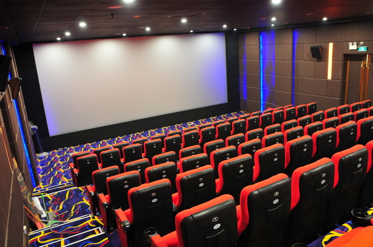 Ergonomically Design Cinema Theater Chairs With Silence Folding Up Seat Pad