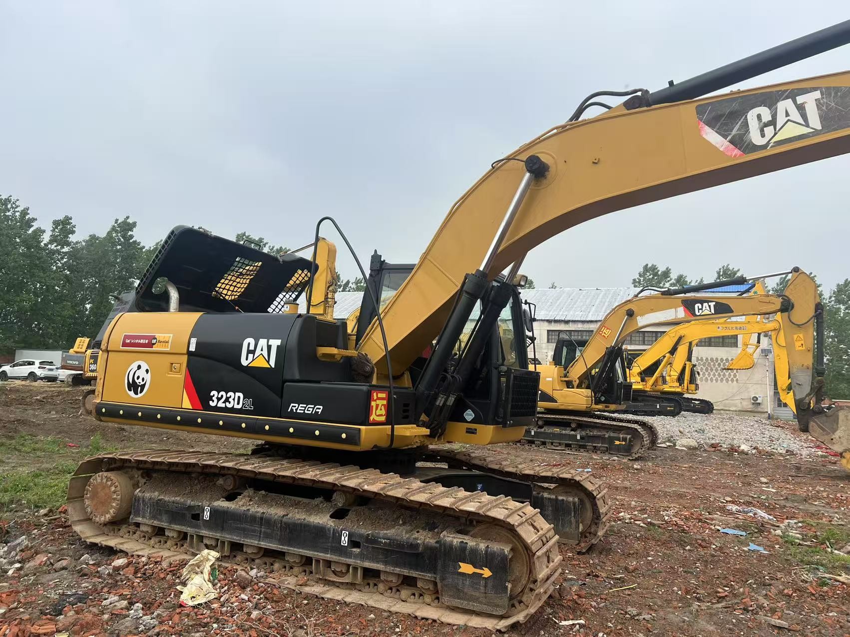 Used CAT 323 Heavy Excavators 23 Ton Original Well-Maintained Secondhand Digger