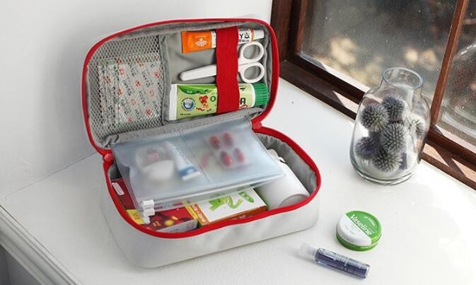 Promotion Emergency First Aid Kit Bag Pack Travel Sport Survival Medical Treatment Outdoor Hunting Camping First Aid Kit