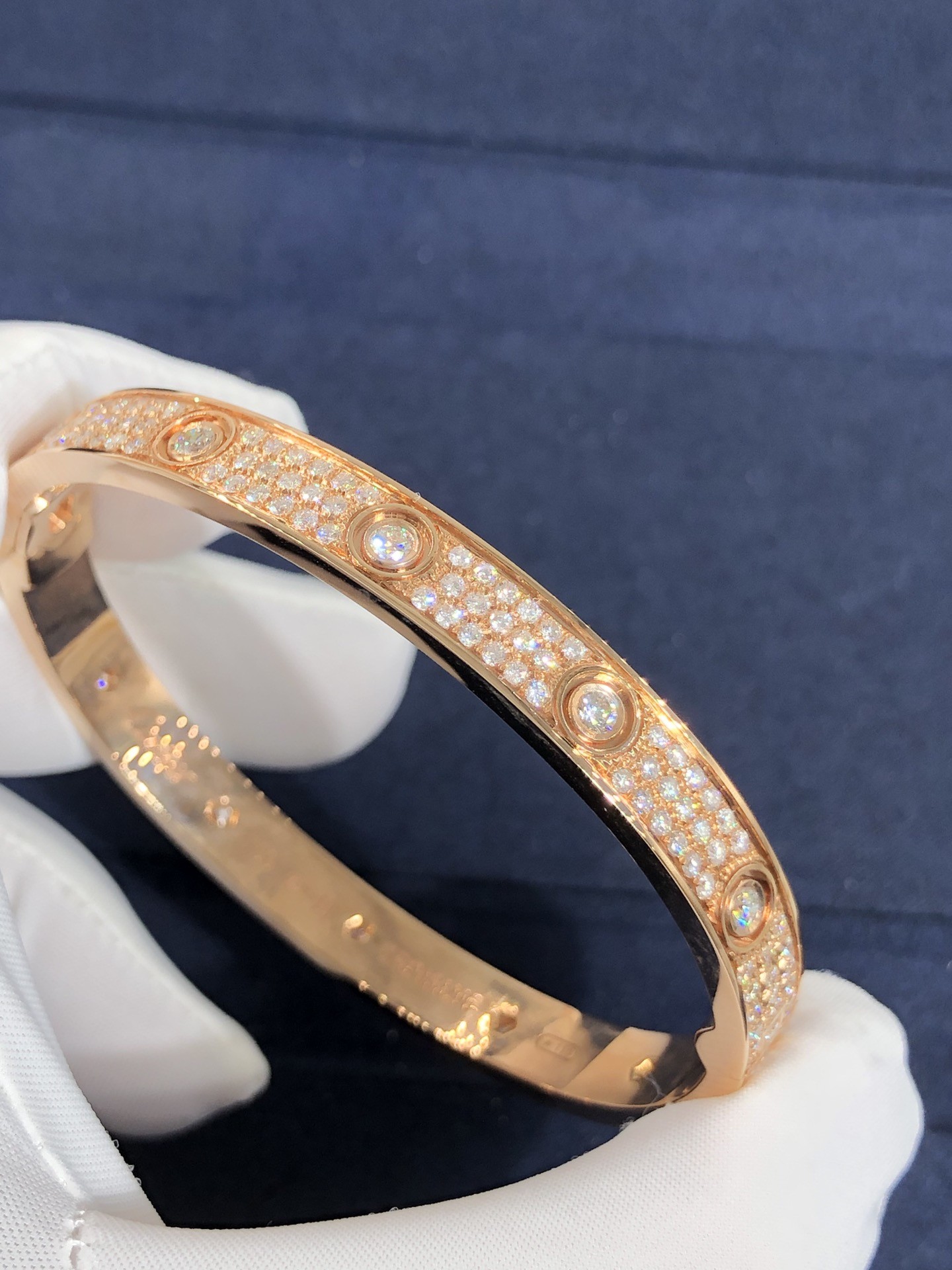 Popular Beautiful Gorgeous Factory Made 18k Car Tier Yellow/White/Rose Gold And Natural Diamonds LOVE Bracelet