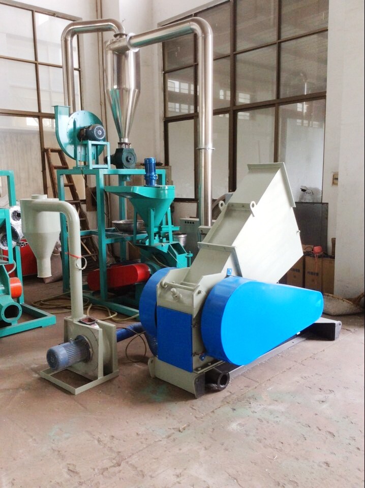 Steel Blade 75kw Plastic Scrap Grinder Turbo 800 Voltage Protection High Speed
