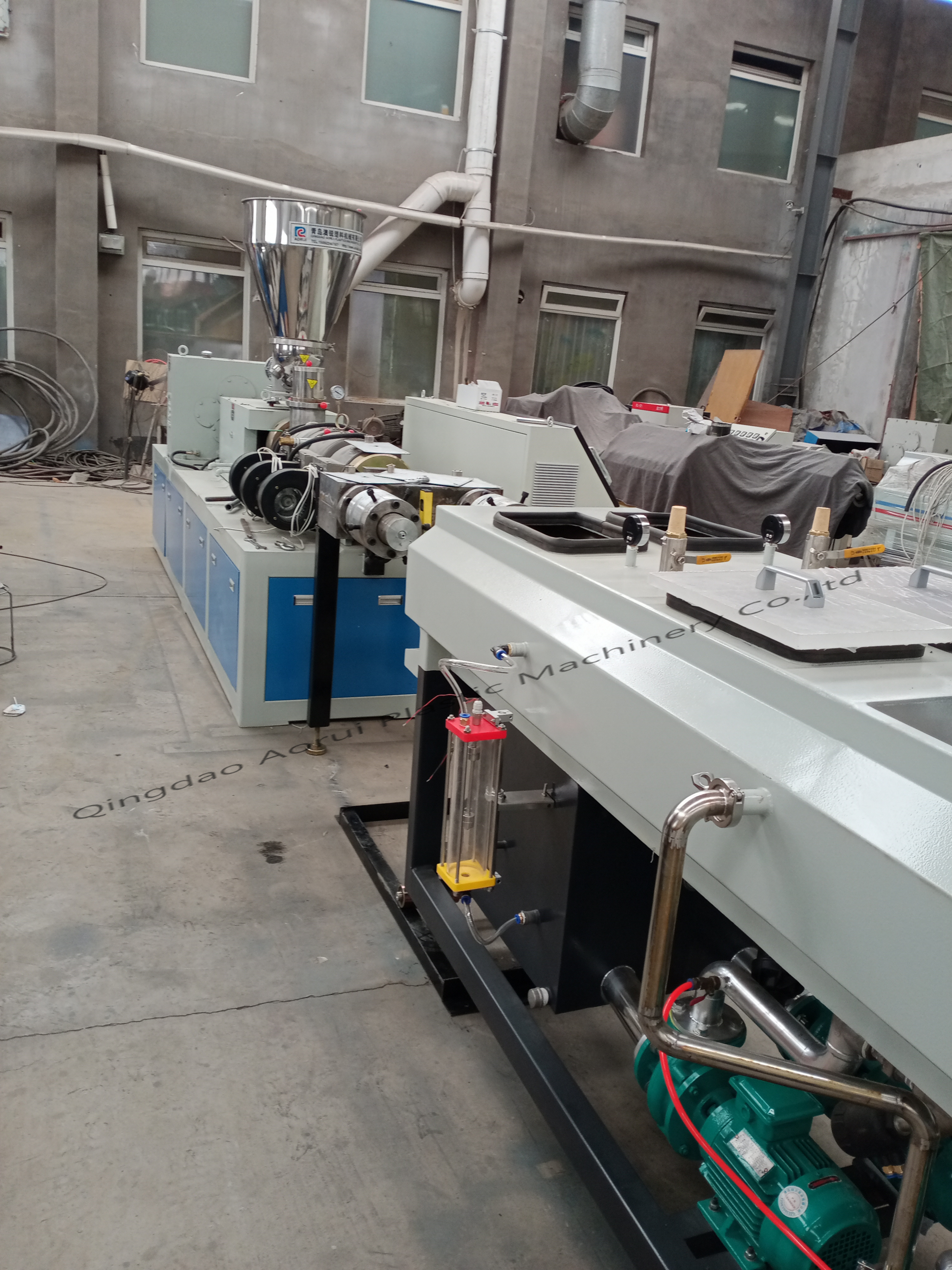 CE PVC Pipe Production Line Double Output Pipe Extrusion Machine 20mm To 90mm