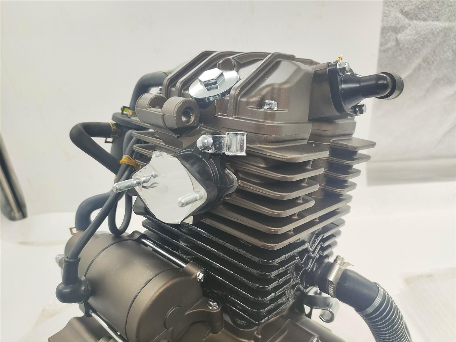 A-CLASS 250cc Motorcycle Engine Wolf Style Water-Cooled CDI Ignition Kick Start