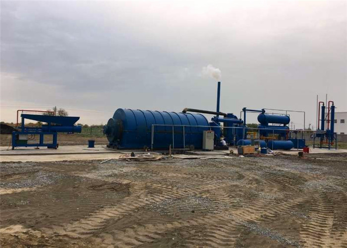 Waste Plastic Used Tyre Rubbers Pyrolysis to Fuel Oil Plant for Waste Recycling