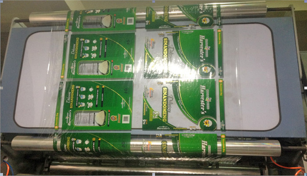 8 Colors Automatic Printing Machine , Gravure Printing Press Low Friction Cylinder