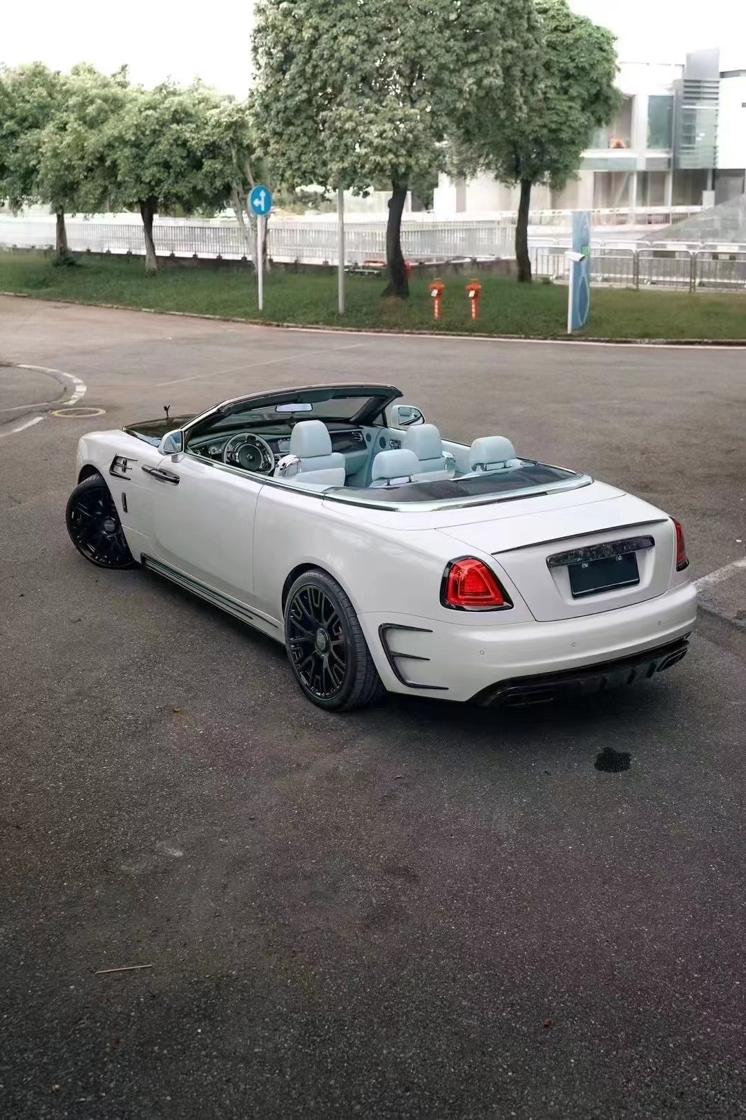 200 X 800 X 120MM Rolls Royce Wraith Body Kit Front And Rear Spoiler Hood