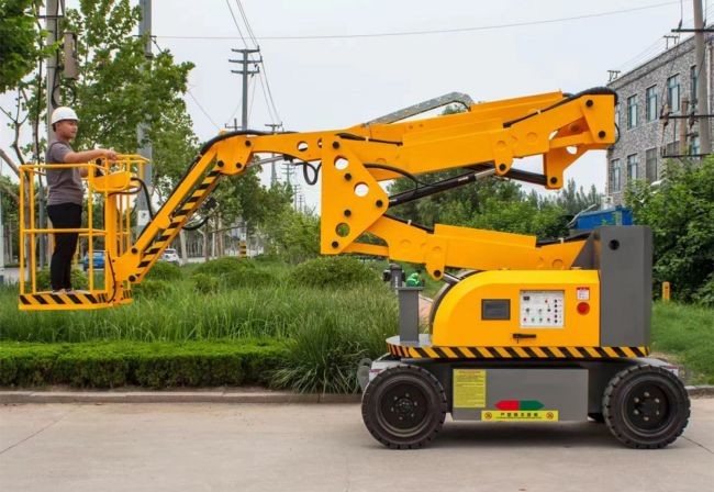 Diesel Engine / Battery 16m 18m 20m Mobile Man Lifting Platform For Aerial Works