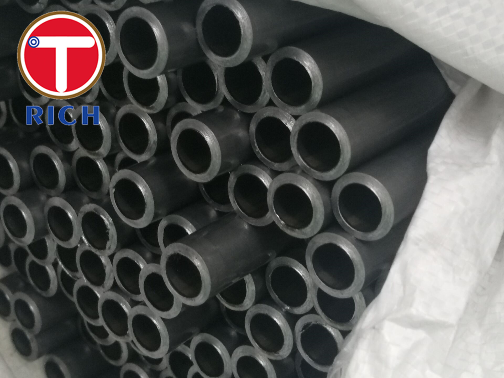 Cold Drawn Precision Steel Tube Seamless Steel Tube With DIN2391 EN10305-1