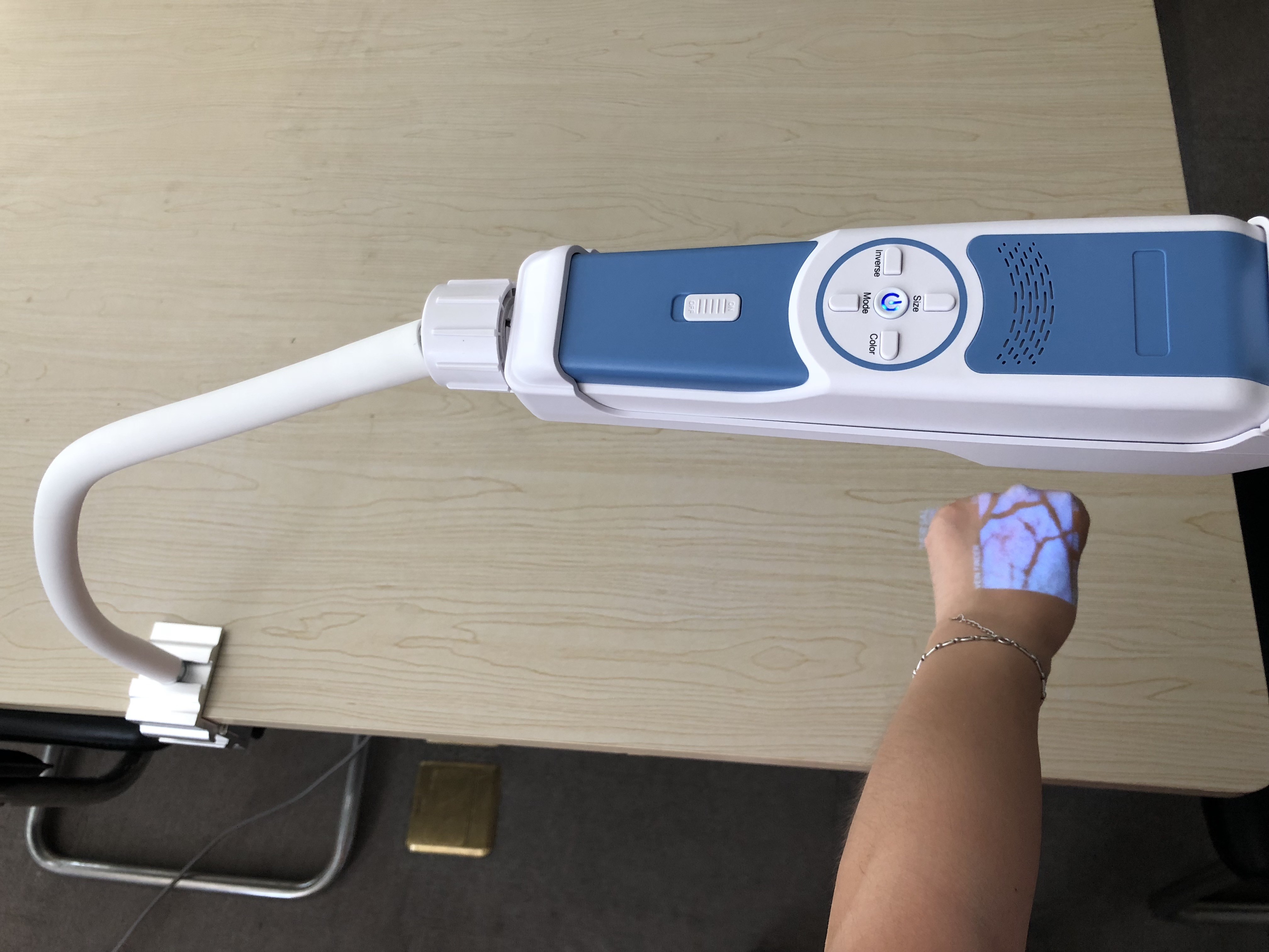 Pediatric Clinic Infrared Light Source Vein Finder Machine Portable Venipuncture