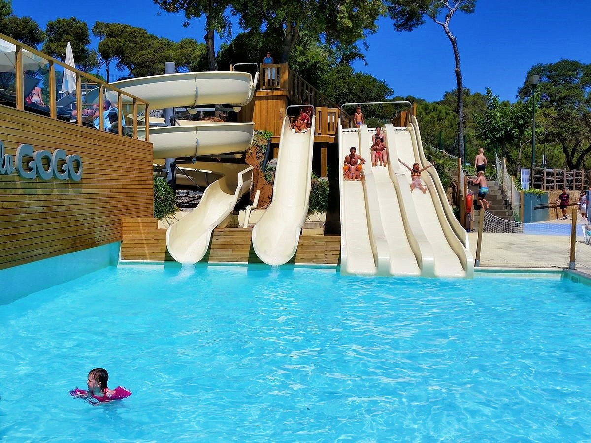 Kids Water Park Swimming Pool Water Sport Equipment Fiberglass Slide