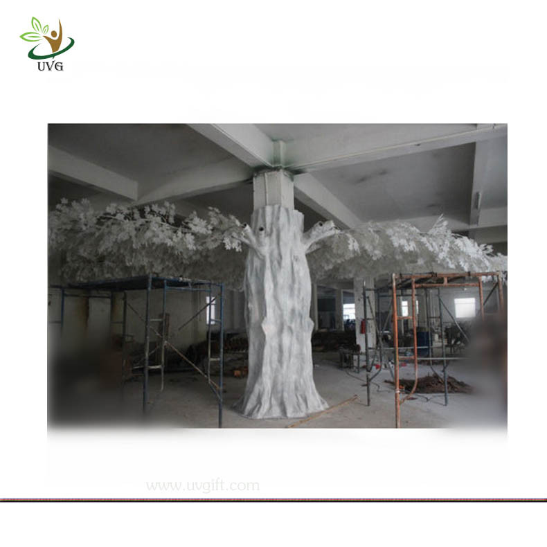 UVG 5.5 metres high huge white silk banyan artificial tree sale for window display GRE064