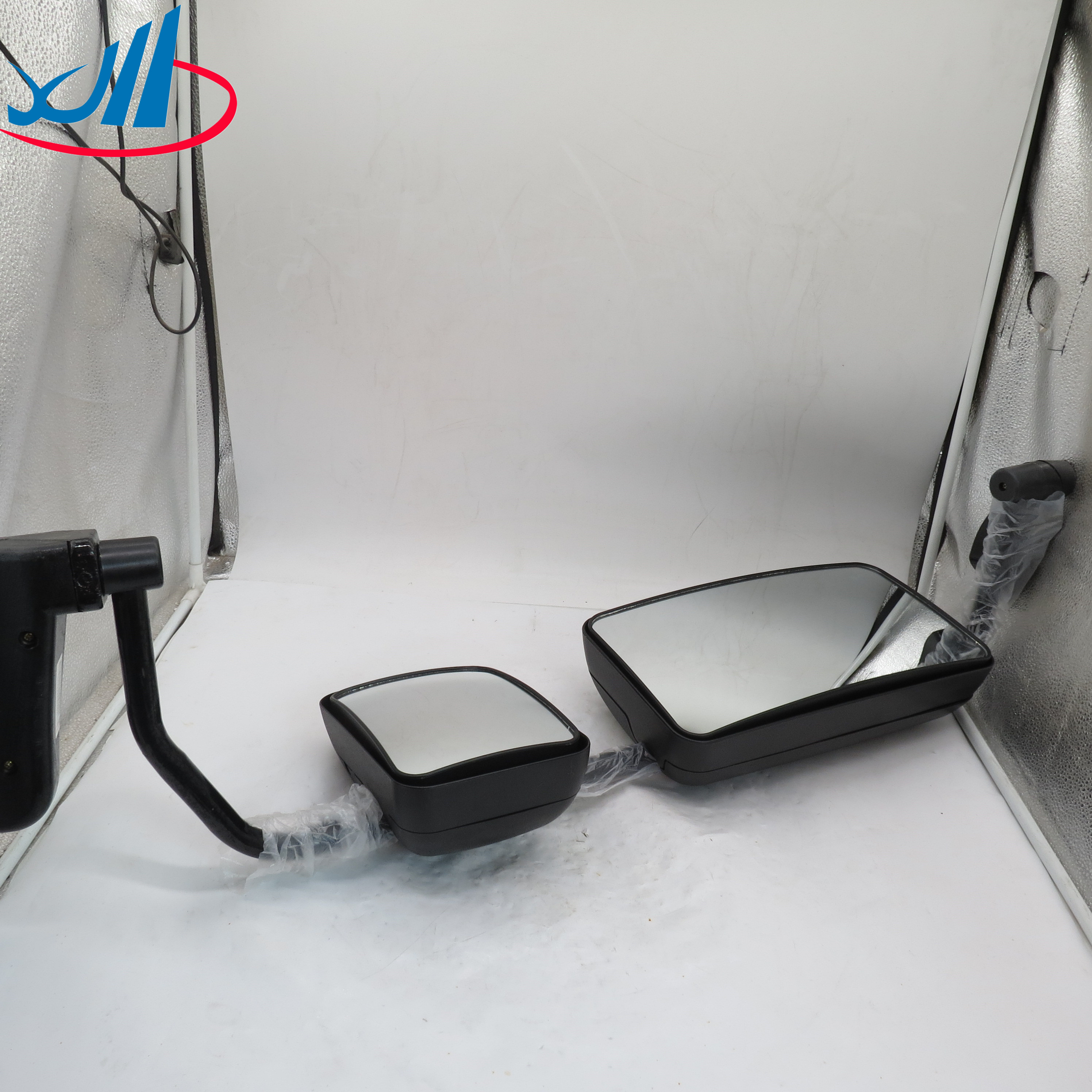 OEM 8202020-A01 Truck Right Rearview Mirror For FAW Jiefang
