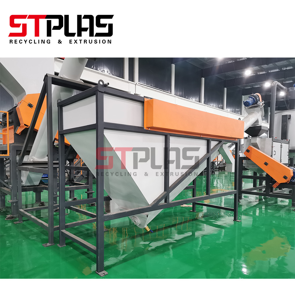 Bottle To Bottle Level 2000kg/H Pet Washing Line With Color Sorter