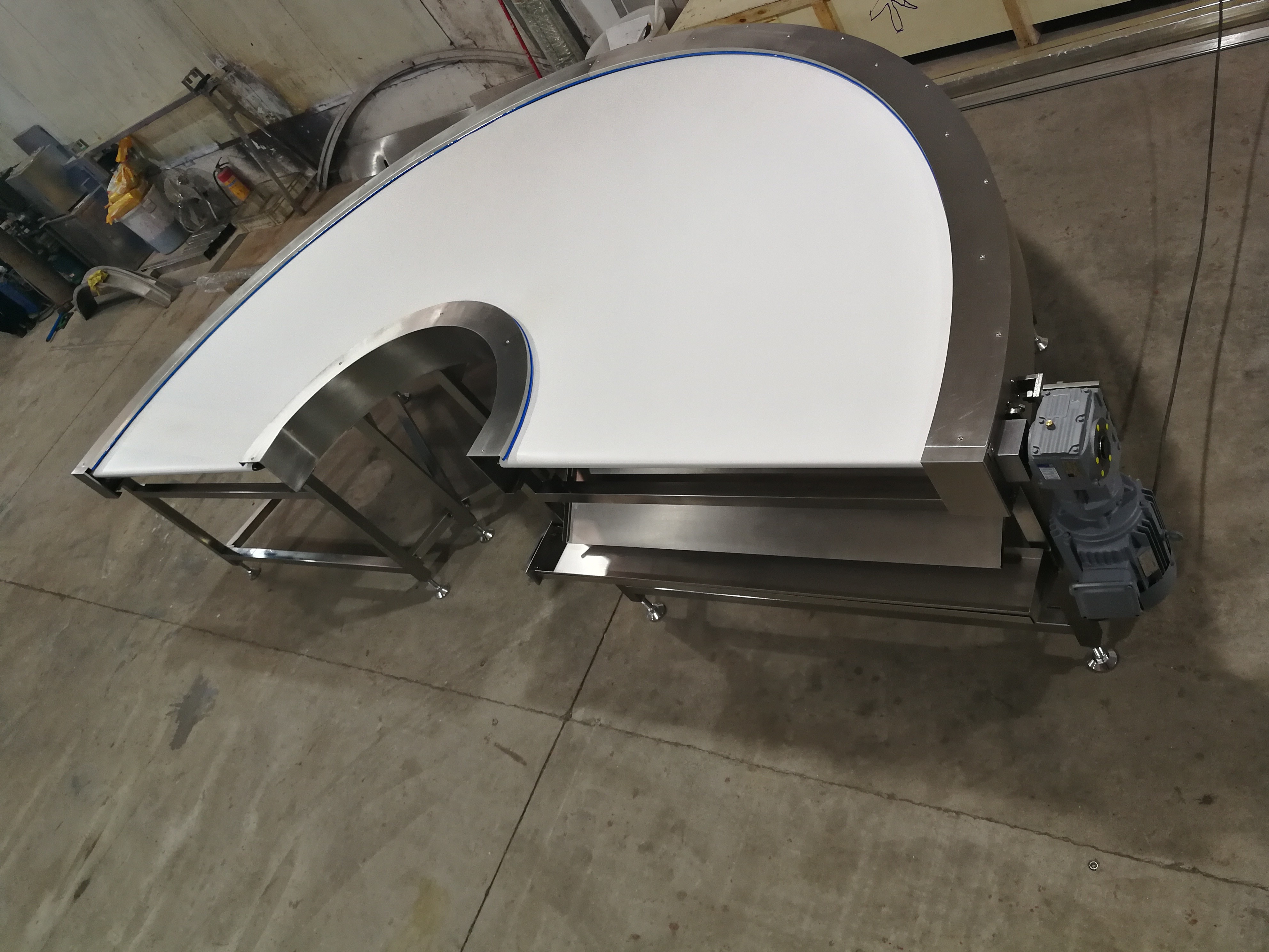SS304 180 Degree Curve Machine For Biscuit Cookies Making Machine