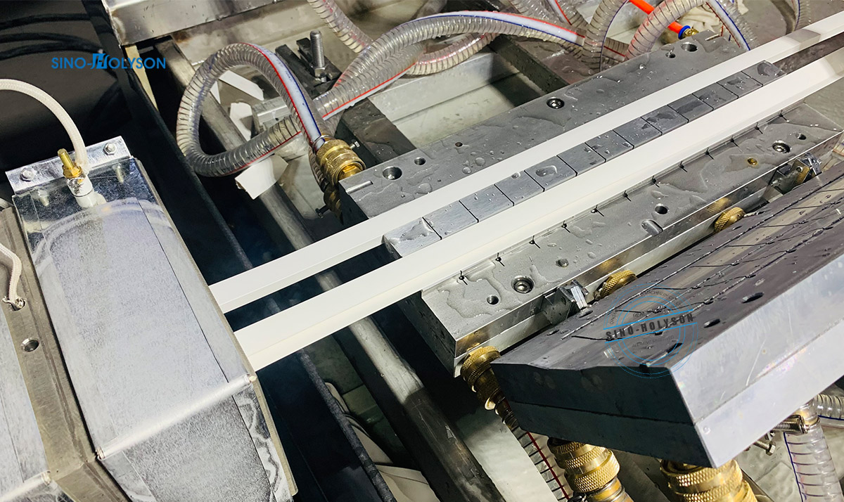 110kw 50-200mm Plastic Extrusion Panel Wall Ceiling Production Line PVC Panel Making Machine
