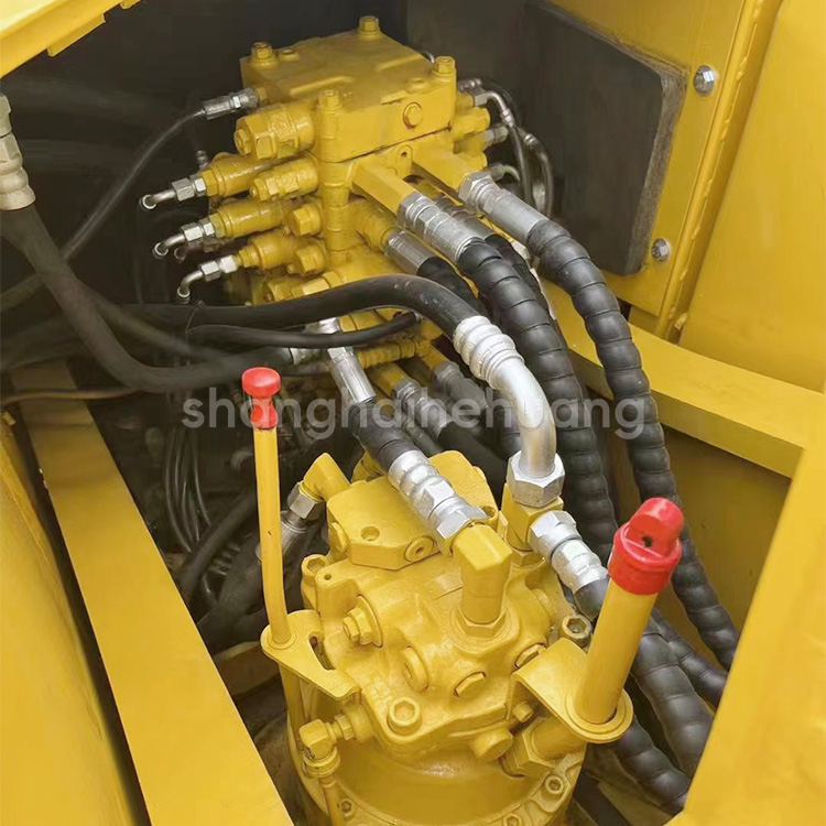 Second-hand Komatsu PC160 Excavator 2019 Year 16500kg Operating Weight in Shanghai Market