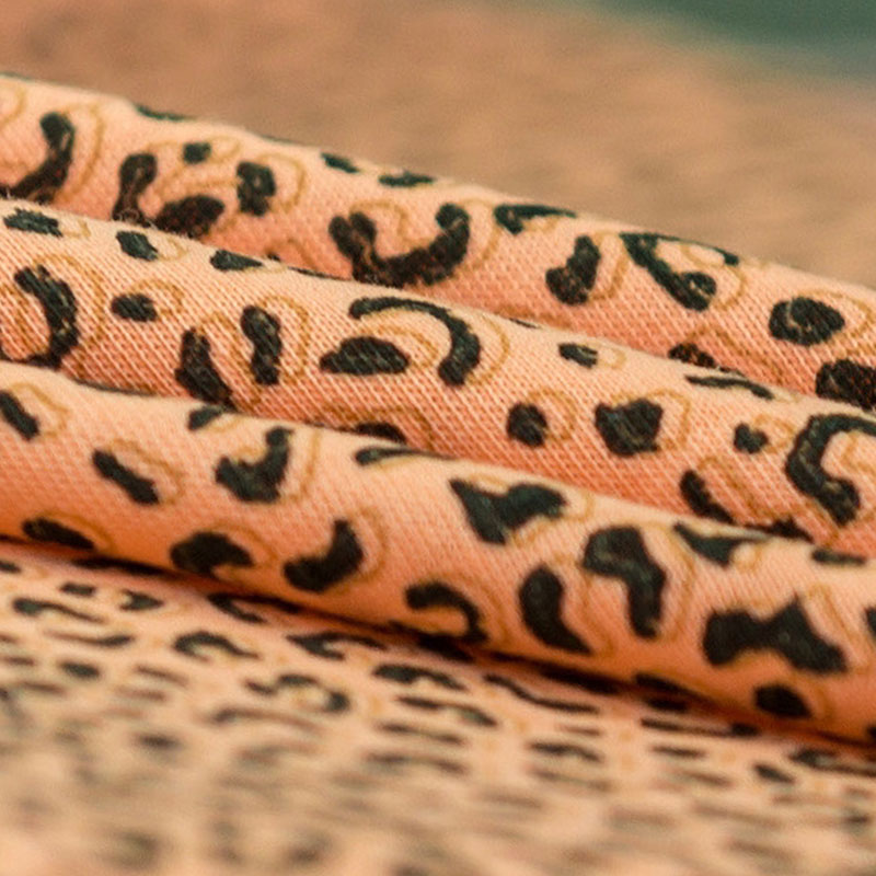 Leopard Dot Printed 180cm Rib Stretch Knitted Fabric Polyester Cotton Dress Fabric