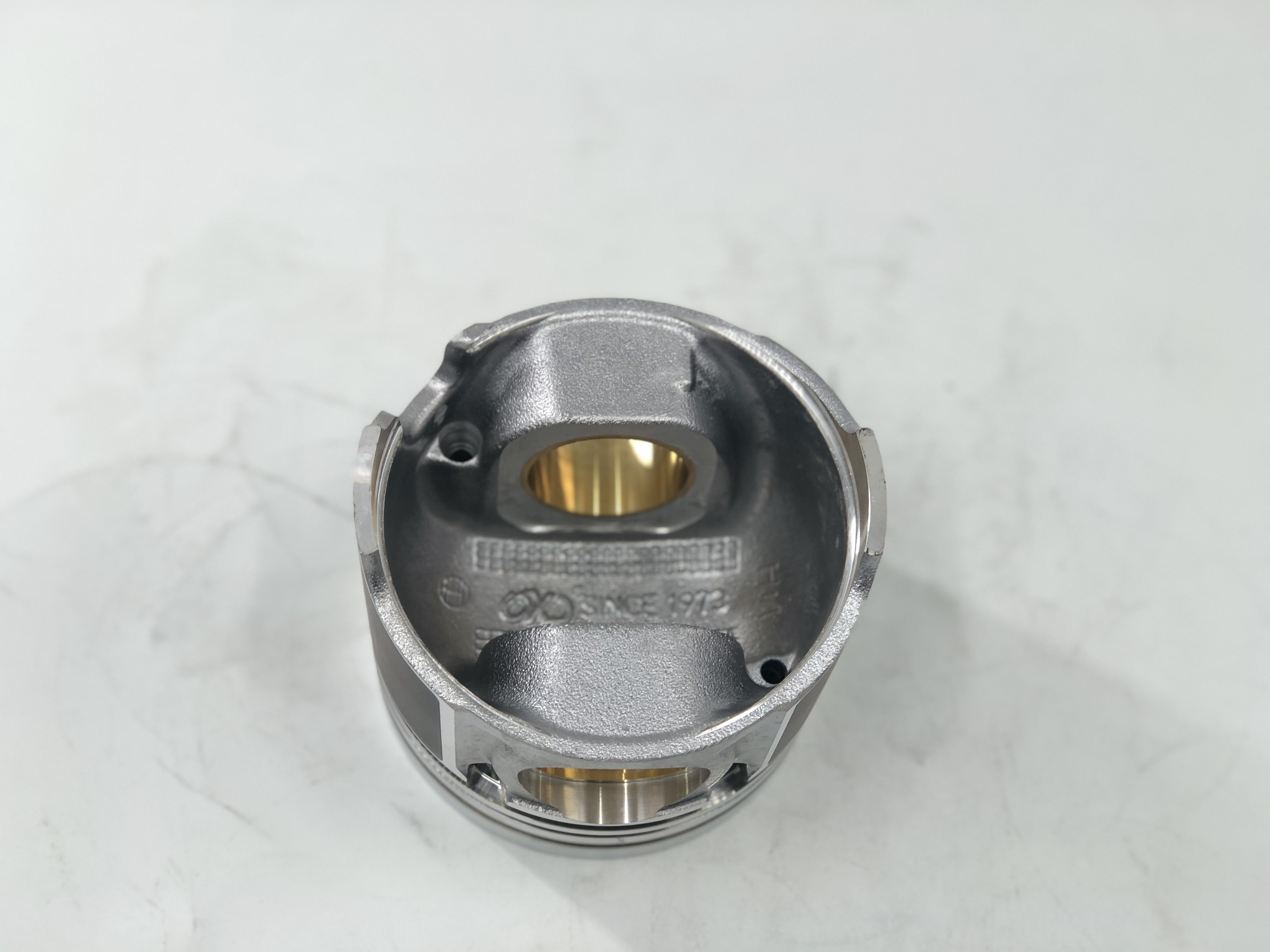 Hino Auto Parts Piston Kit Hino J05e Engine Piston Ring wear Resistant