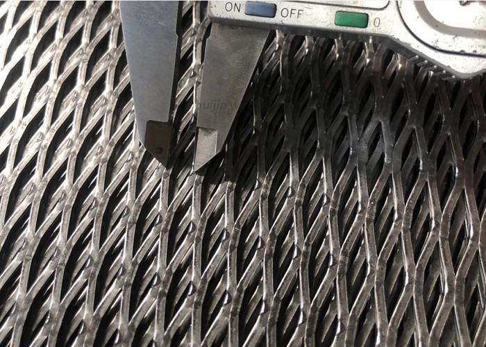 Steel Expanded Metal Sheet Flattened / 0.5-8mm Expanded Metal Diamond Mesh