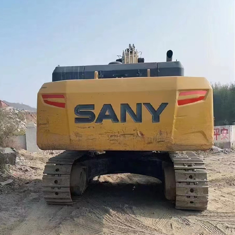 Experience the Power of SANY SY485H Excavator with 2.2-3.1m3 Bucket Capacity