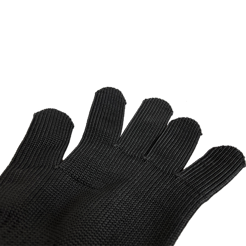 Protect Your Hands During Winter Outdoor Activities with Our Unisex Hand Protection