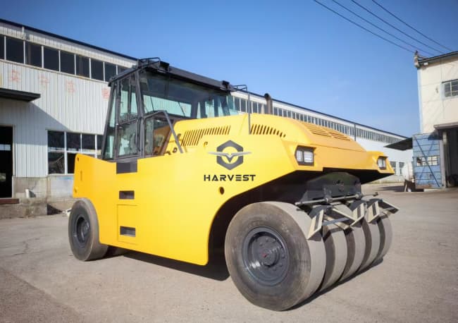 20-30 Tons Pneumatic Road Roller LTP2030H with Cummins Engine 125kw Tier 2