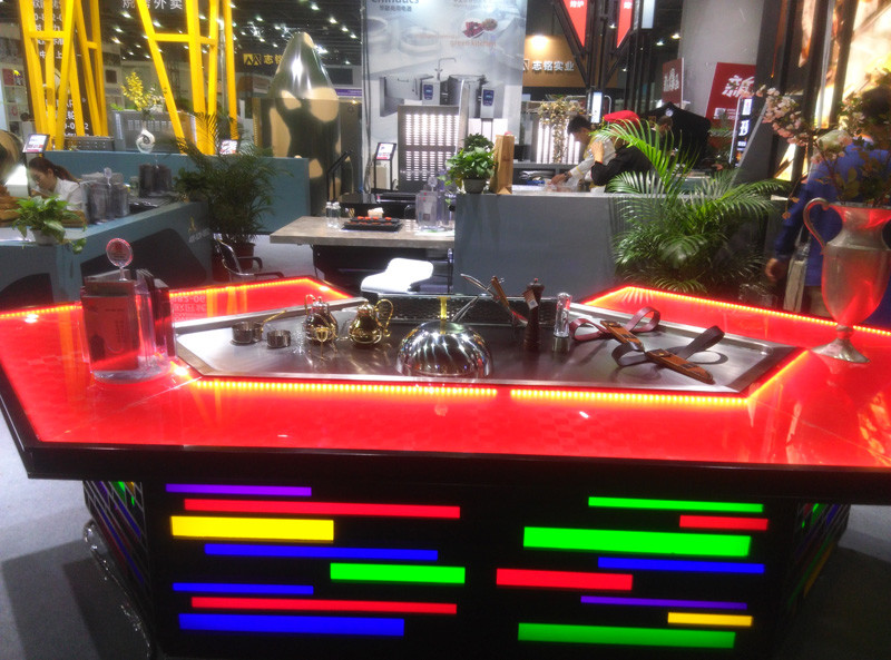 Bridge Shape Rainbow Color Gas Teppanyaki Grill Table With Exhaustion System