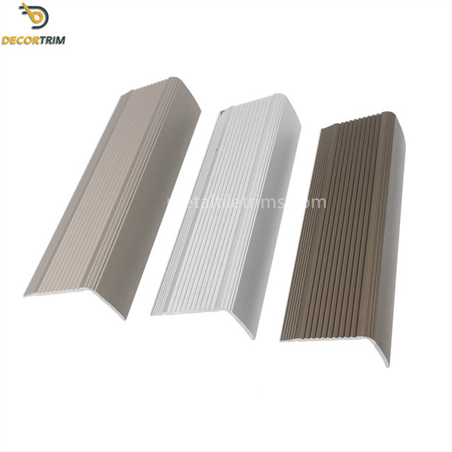 L Shape Stair Nosing Tile Trim Matt Champagne Color For Decoration