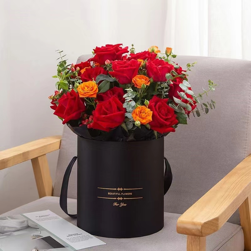 Handmade Custom Gold Foil Logo Black Flower Hat Gift Box for Fresh Flower Packaging