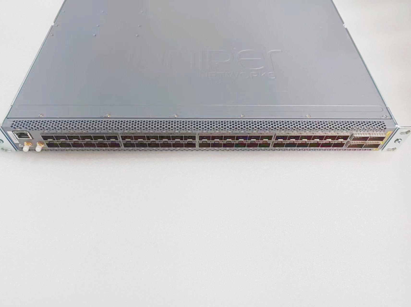 10/100/1000Mbps Juniper QFX5110-48S-AFO Services Gateway Full Duplex Half Duplex