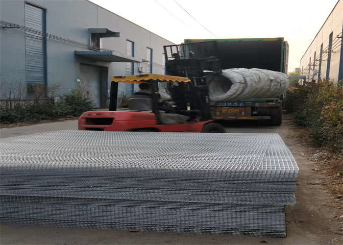 Black 25X75mm Welded Wire Mesh Panels / Wire Mesh Security Fencing