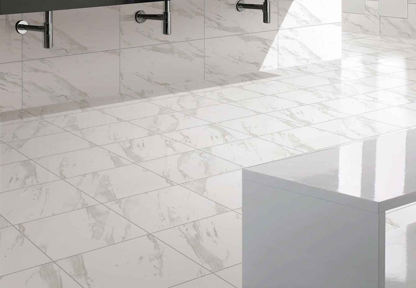 Carrara White Porcelain Bathroom Wall Tiles Indoor 30 X 60 Cm Size High Gloss